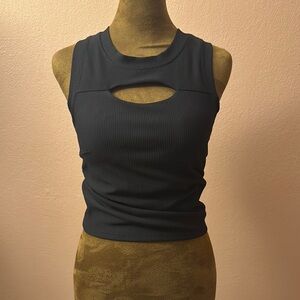 Black Sleeveless Fitted Tank Top with Cutout